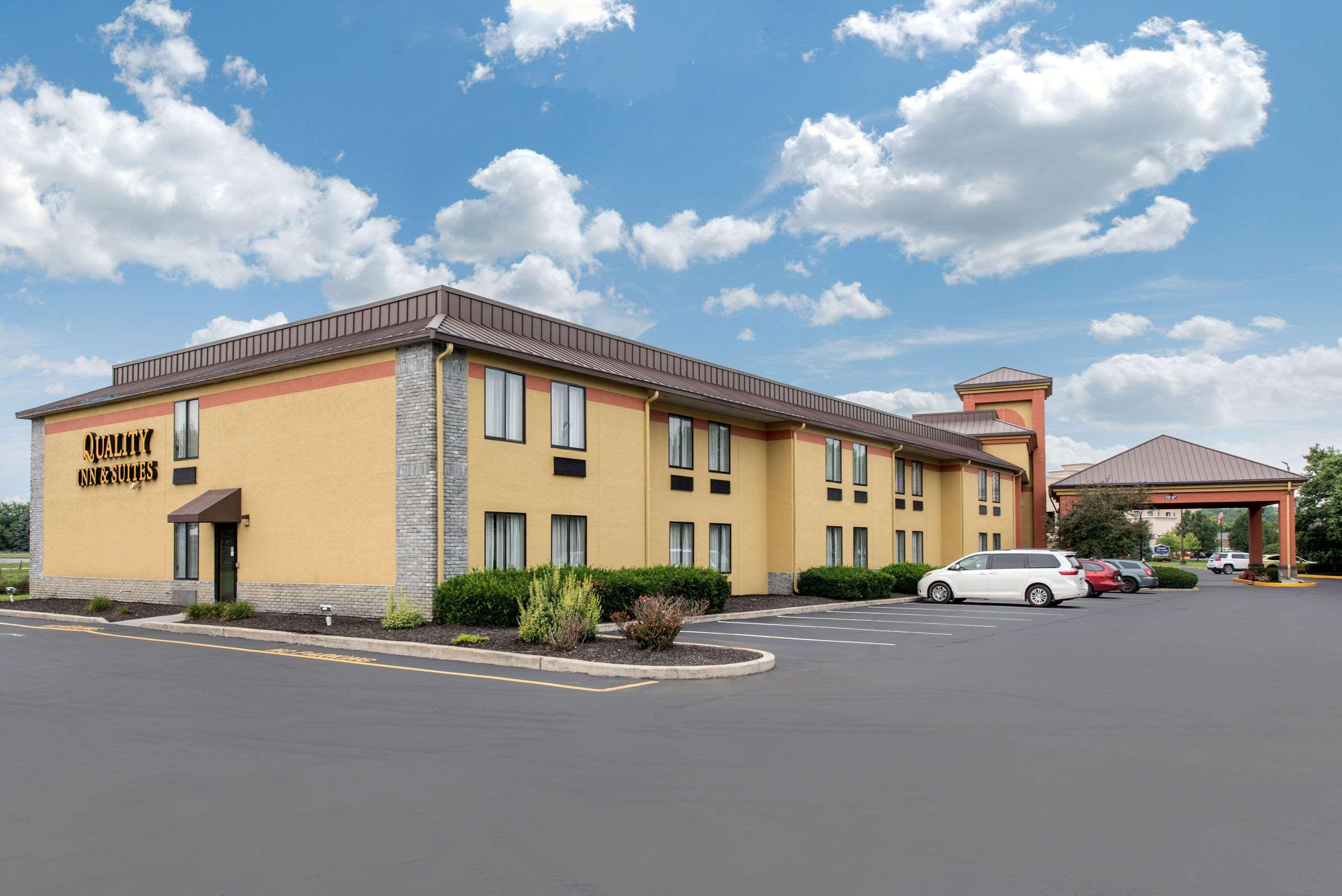 Quality Inn & Suites Brownsburg - Indianapolis West Exterior foto