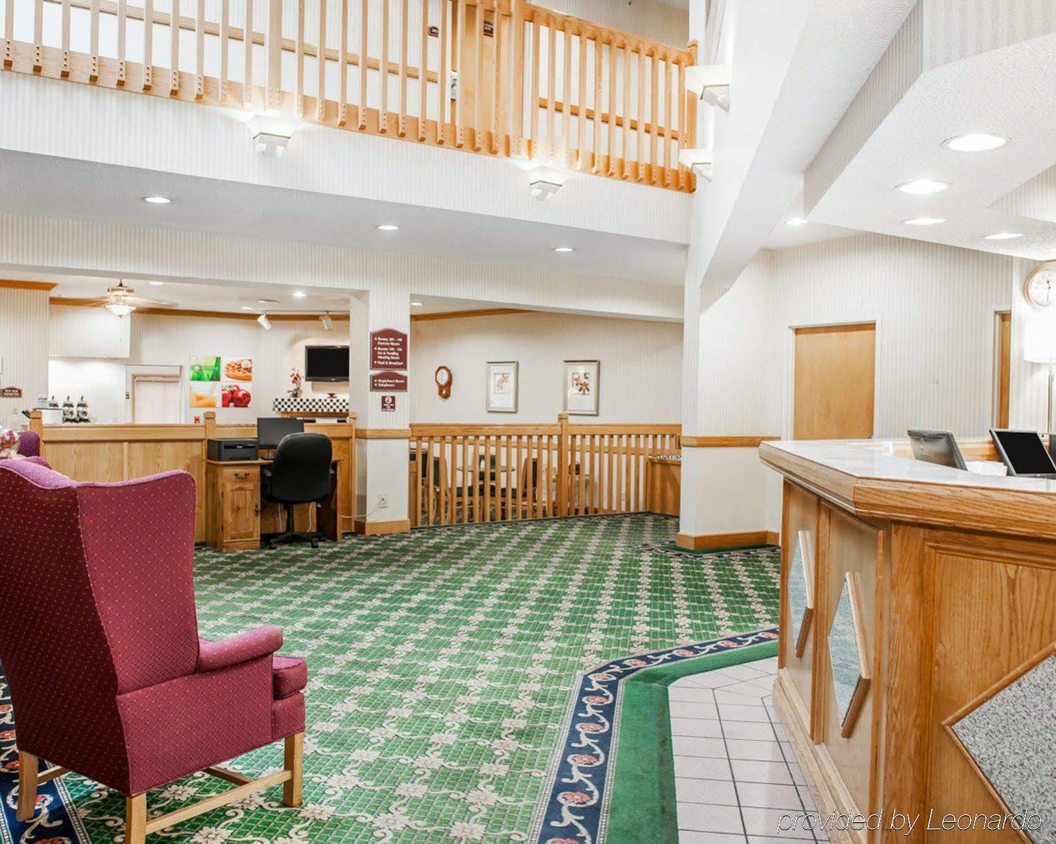 Quality Inn & Suites Brownsburg - Indianapolis West Exterior foto