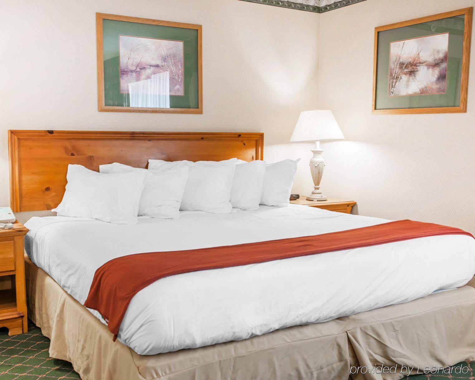 Quality Inn & Suites Brownsburg - Indianapolis West Exterior foto