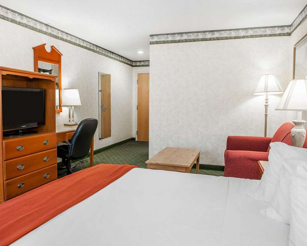 Quality Inn & Suites Brownsburg - Indianapolis West Cameră foto